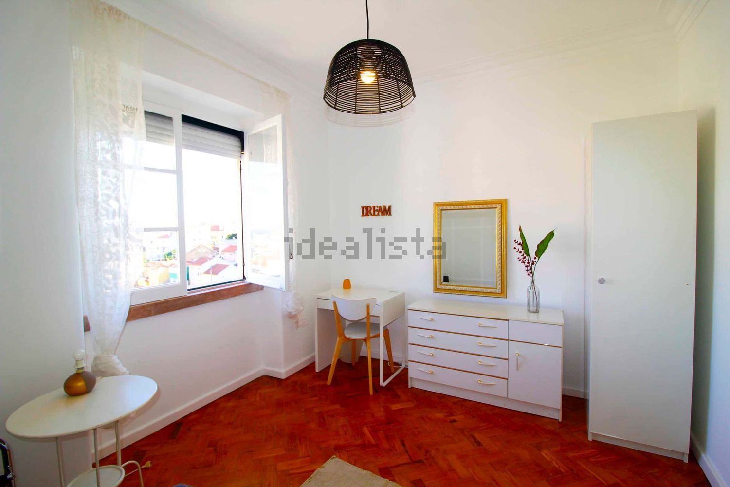 出租房间在Rua Leite de Vasconcelos, 77 - 卧室