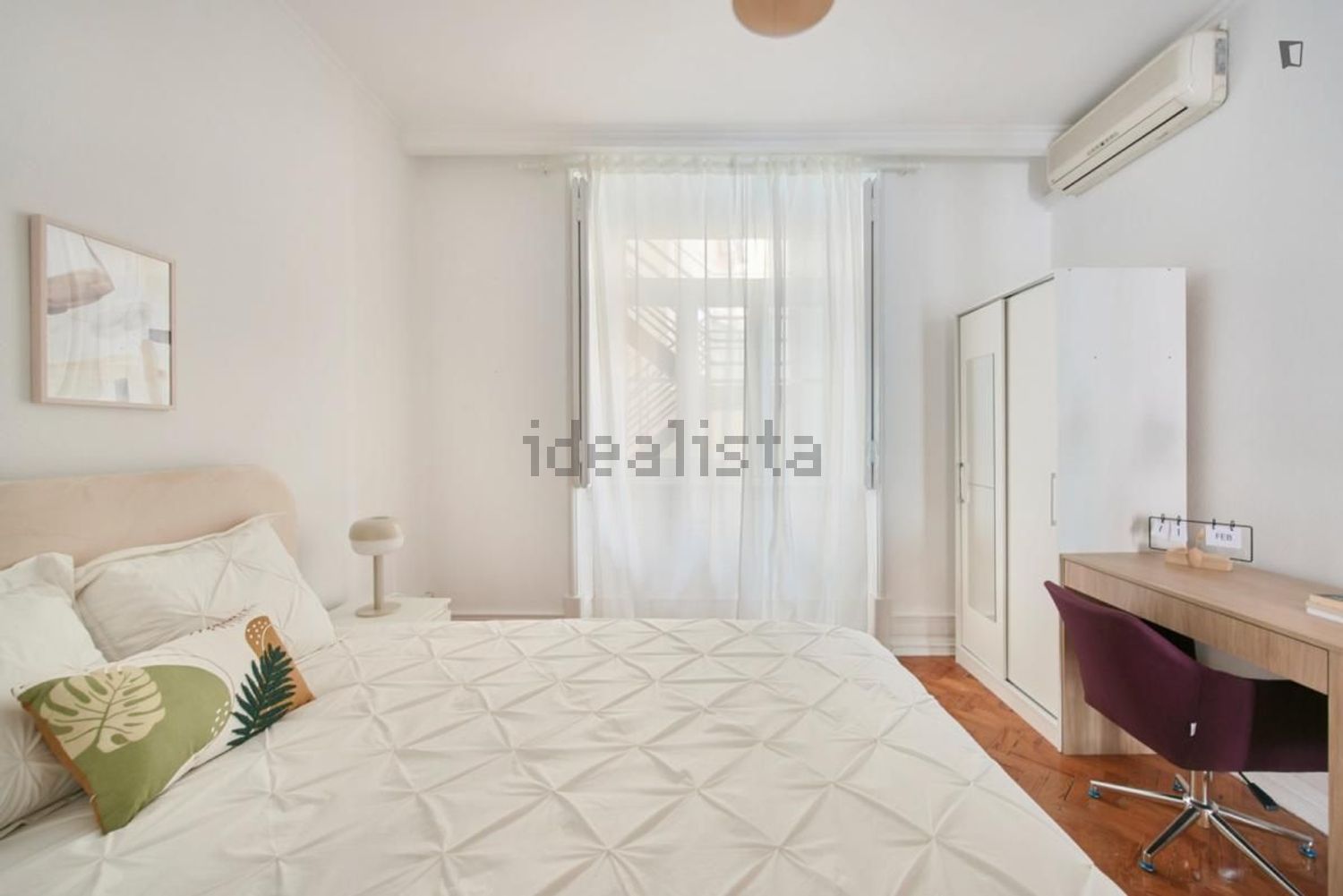 出租房间在Rua Castilho - 卧室