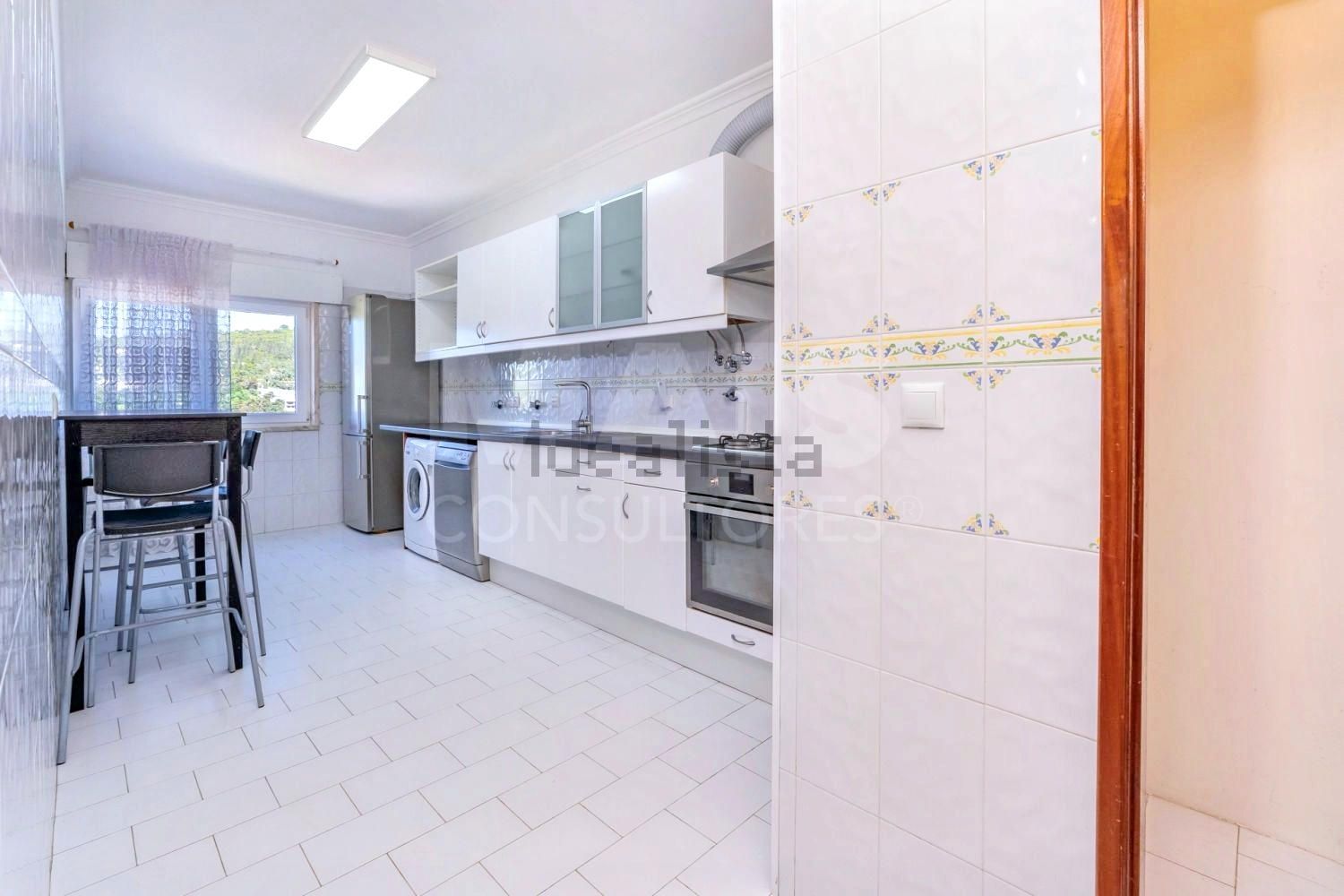 公寓 t2出售在Rua Abel Salazar - 厨房