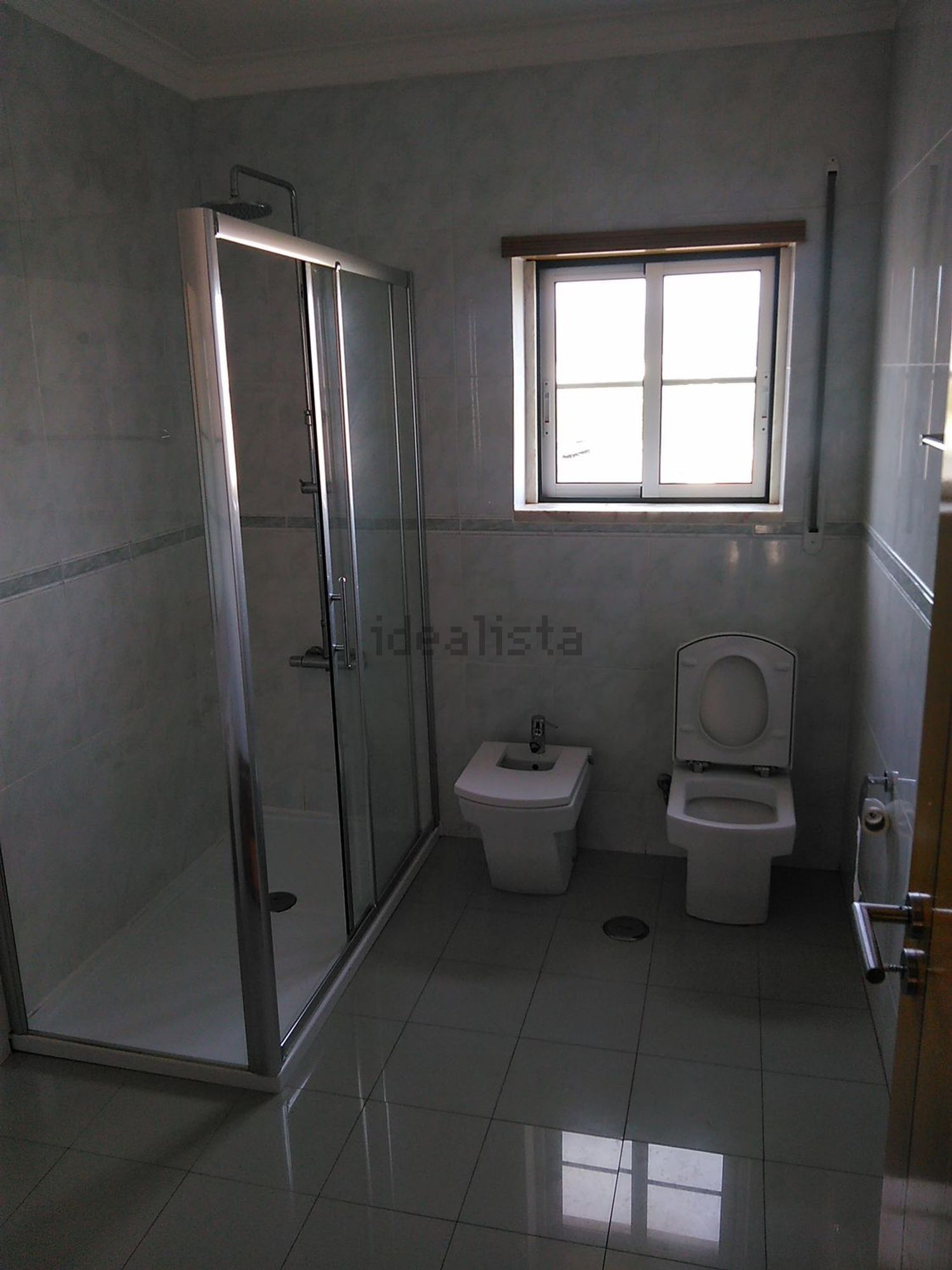 出租房间在Rua José Marques Raso, 3 - 卫生间