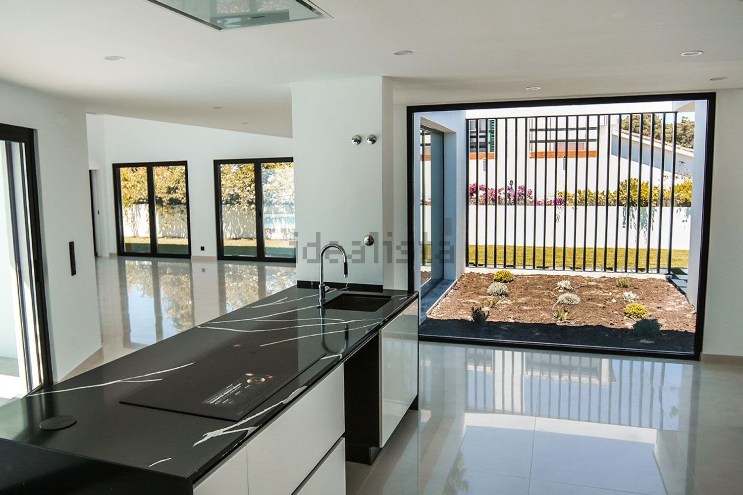 小楼房或独栋别墅出售在Avenida Pinhal do Arneiro - 厨房