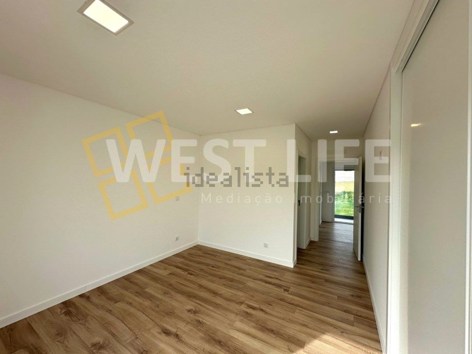 小楼房或独栋别墅出售在Santa Bárbara - 居住