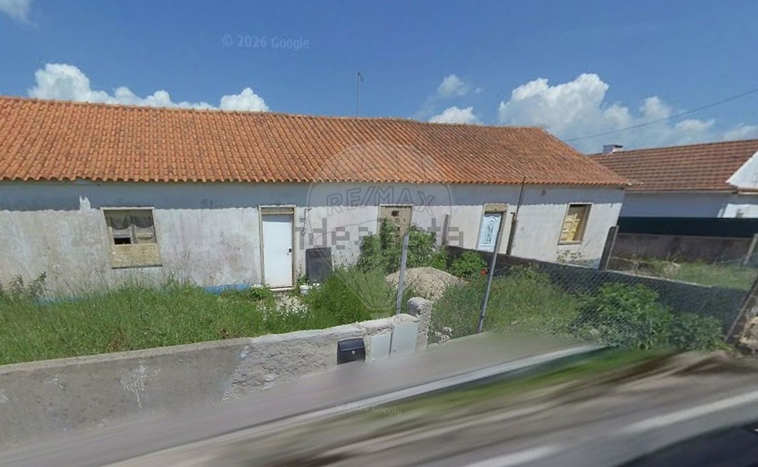 小楼房或独栋别墅出售在Travessa das Oliveiras - 外立面