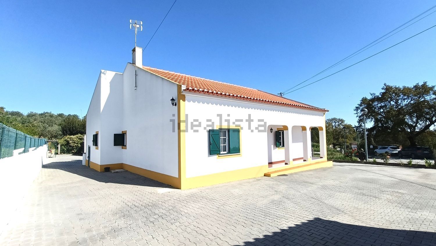 小楼房或独栋别墅出售在Rua do Barrancão, 25 - 外立面