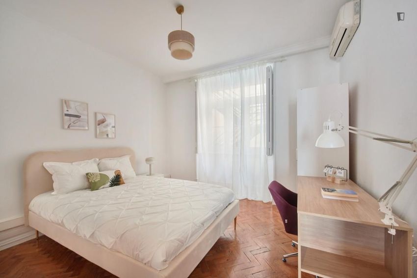 出租房间在Rua Castilho