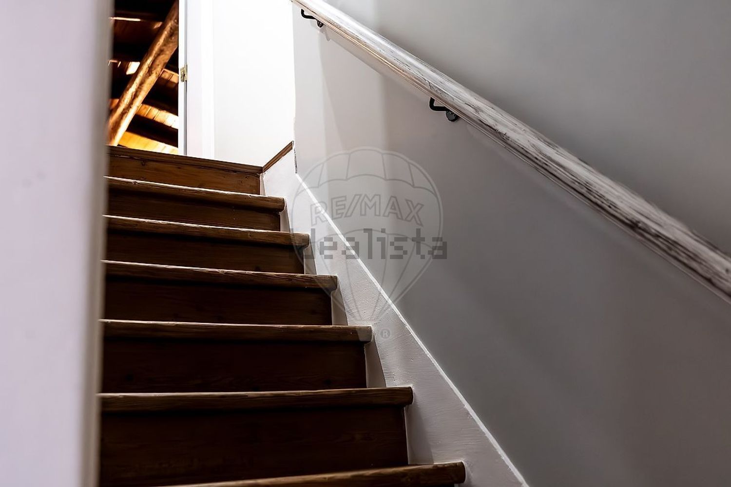 小楼房或独栋别墅出售在Carnota - 详情