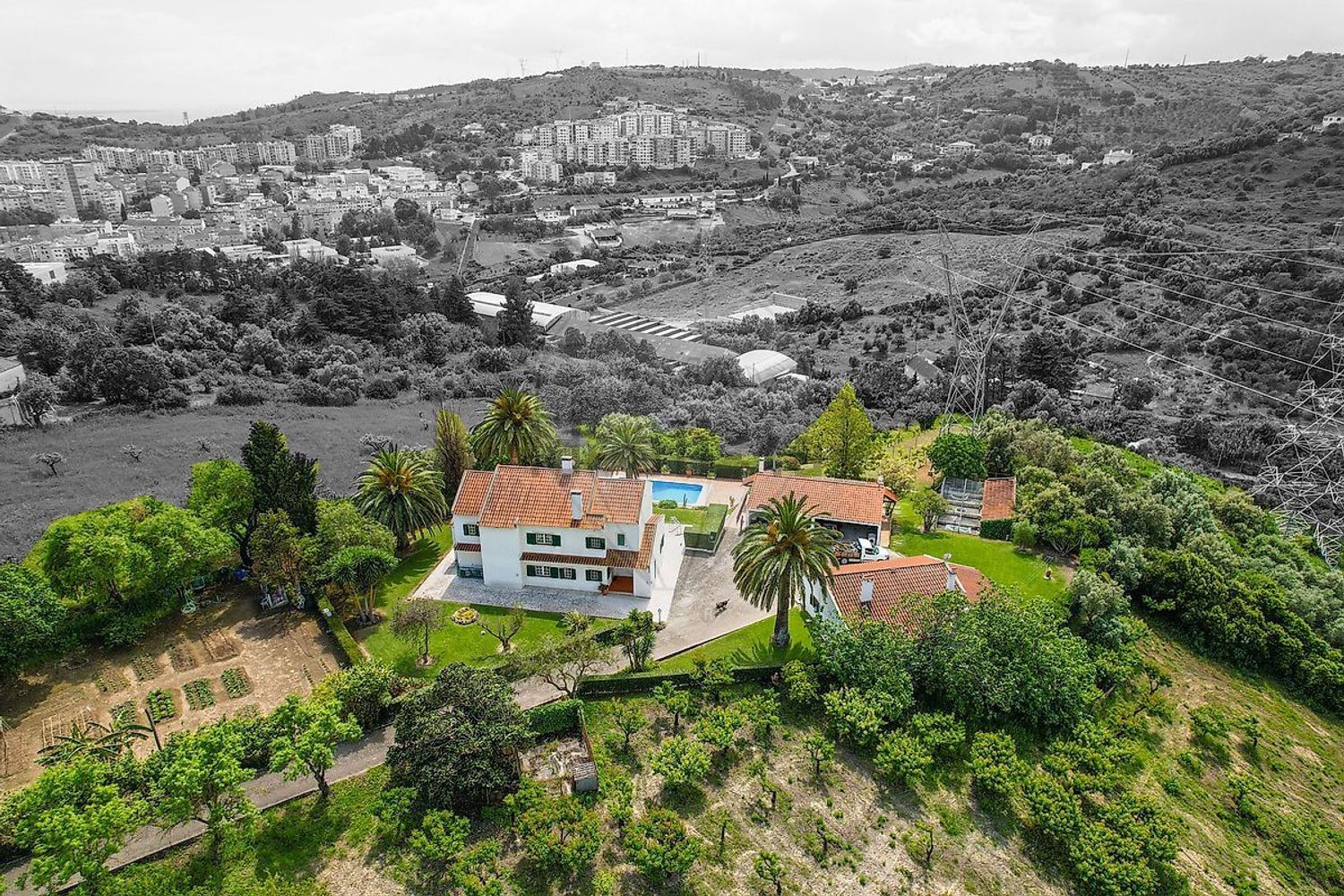 小楼房或独栋别墅出售Estr. da Serralheira de Baixo - 视线