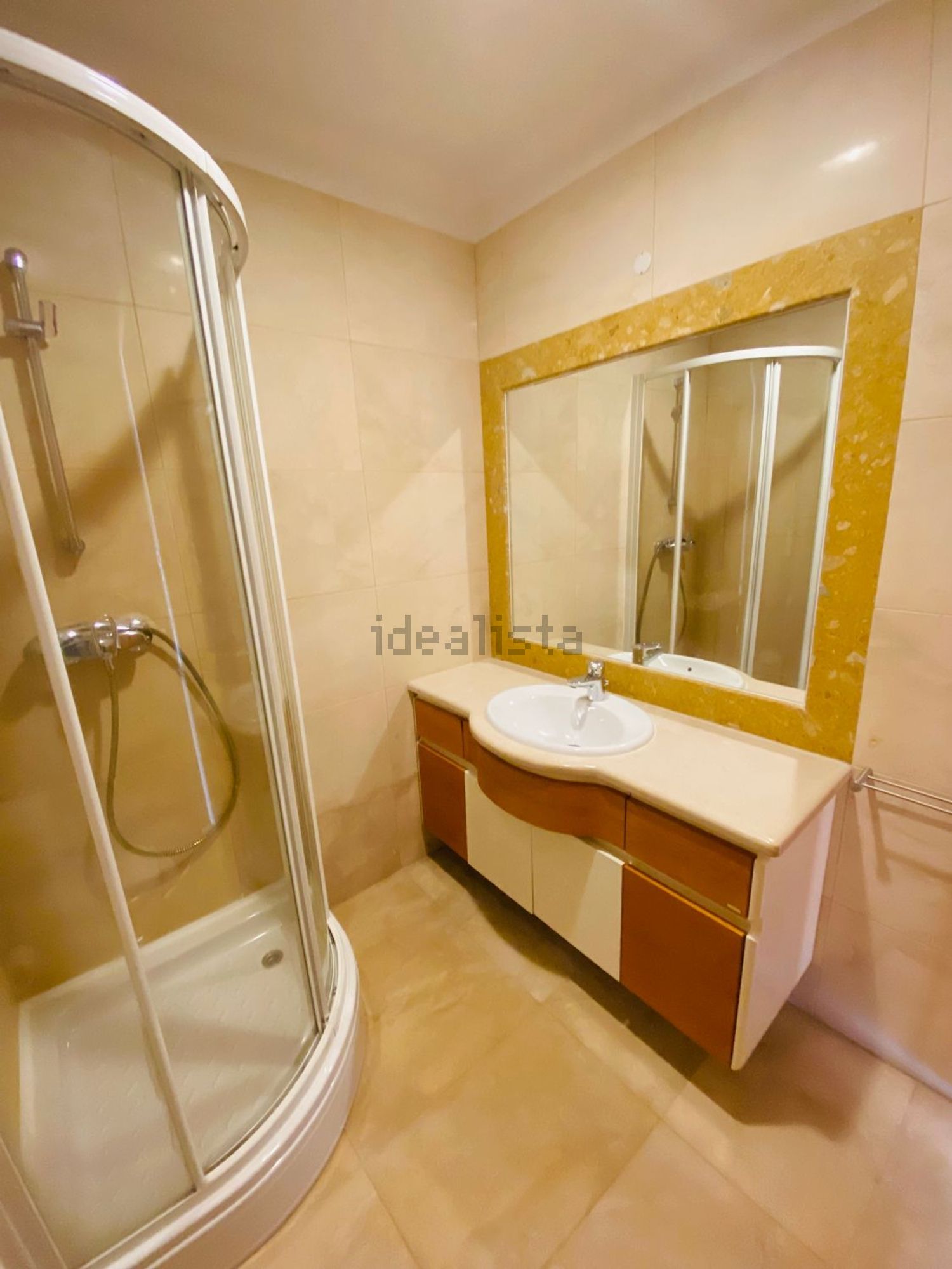 出租公寓 t2在Avenida Edmundo Lima Basto, 7 n - 卫生间