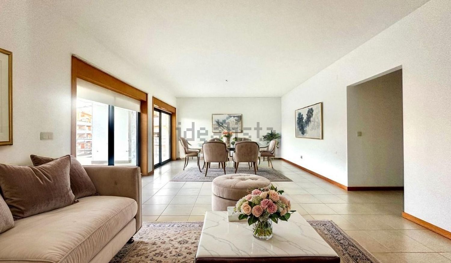 公寓 t4出售在Avenida Natália Correia - 客厅