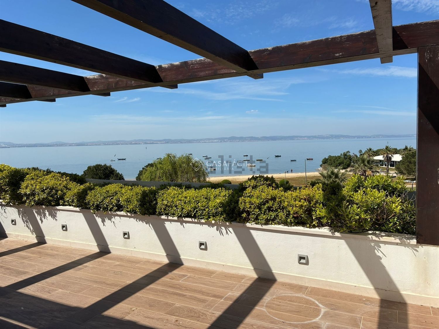 出租复式公寓在Avenida Infante D.João, 185 - 露台