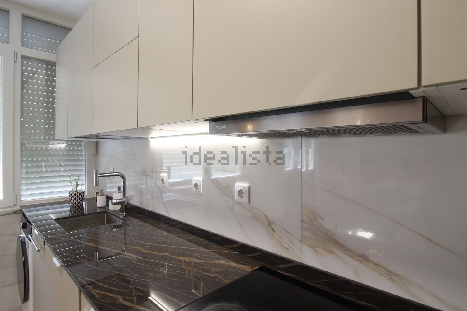 公寓 t2出售在Praça São Bartolomeu, 6 - 厨房