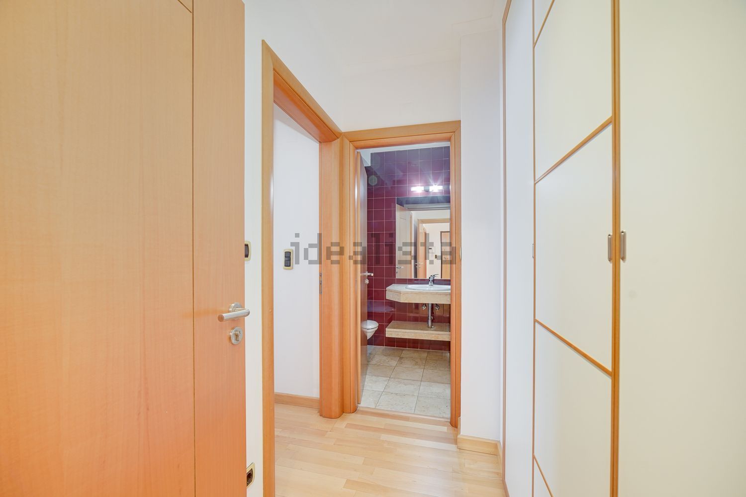 出租公寓 t1在Avenida Cidade de Bratislava, 10 - 过道