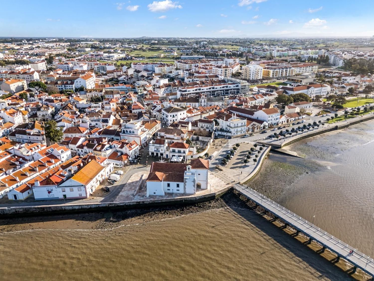 宫殿出售在Rua João Gonçalves - 视线