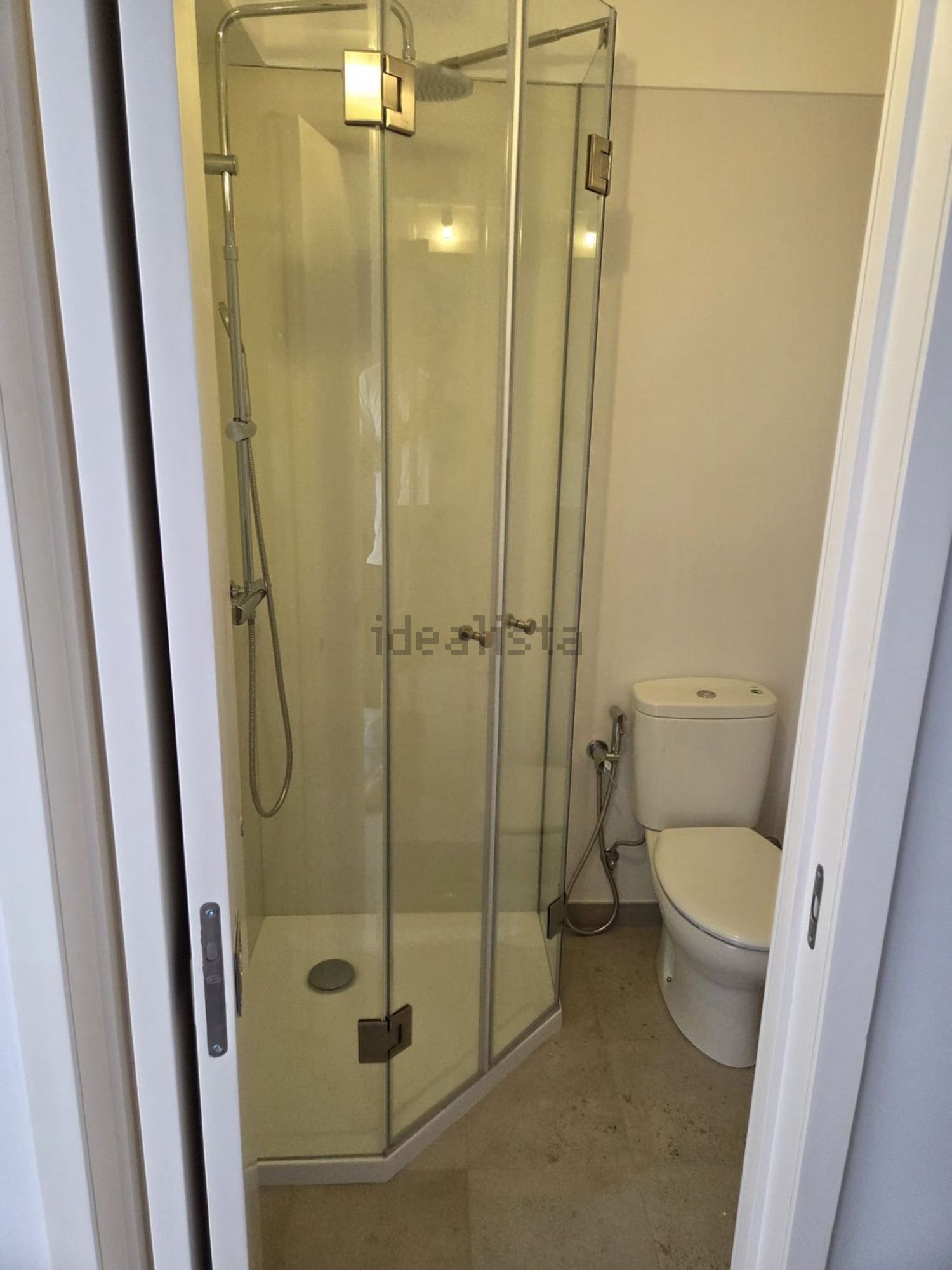 公寓 t3出售在Avenida Marechal Teixeira Rebelo, 41 - 卫生间