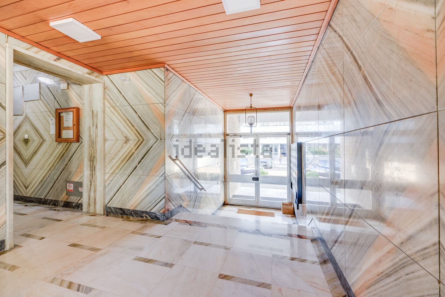 出租公寓 t3在Rua Eça de Queirós - 照片