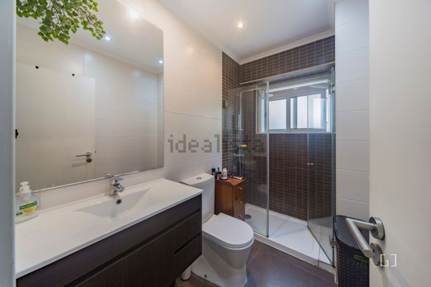 公寓 t2出售在Rua Infanta Dona Maria - 卫生间