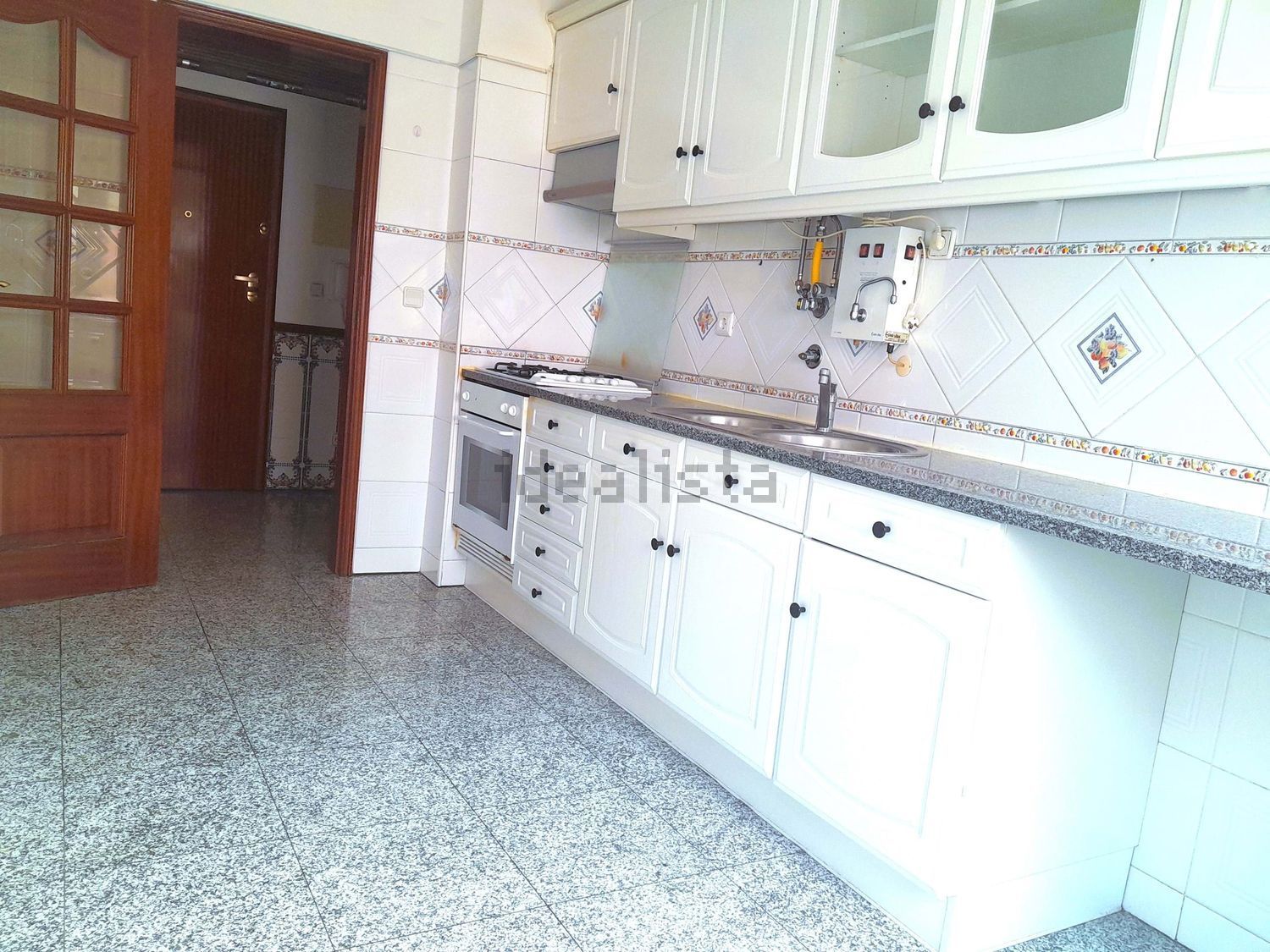 出租公寓 t2在Santa Marta do Pinhal - 厨房