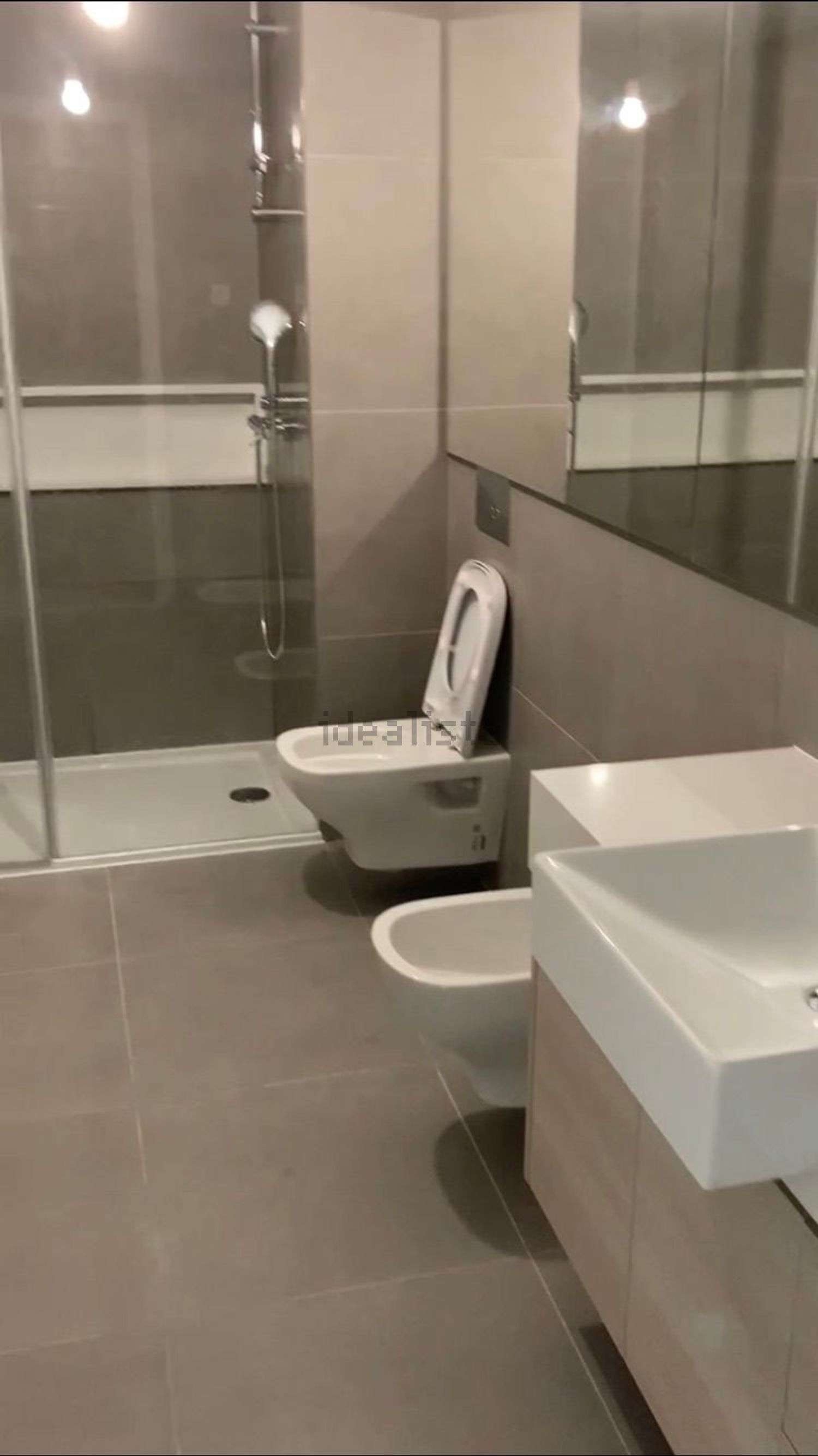 出租公寓 t2在Estrada Queluz, 11 - 卫生间