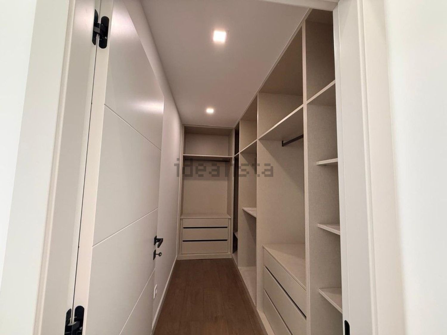 顶层公寓出售在Rua dos Pedros - 试衣间