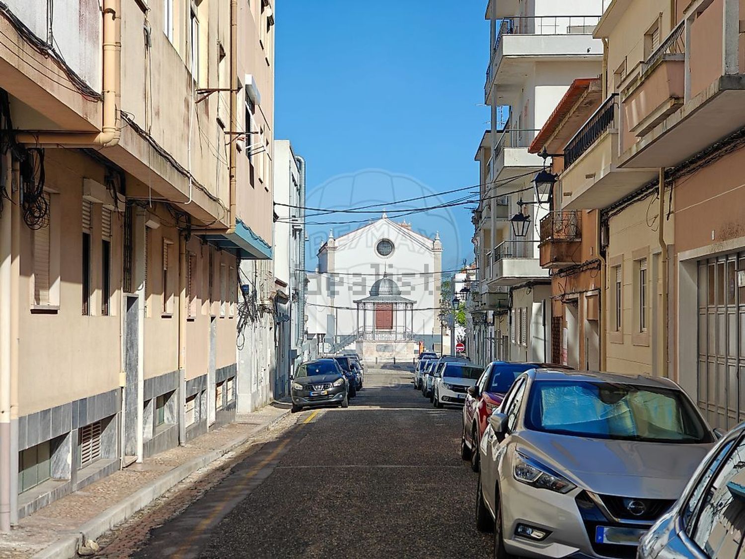 公寓 t2出售在Rua Infante Dom Henrique - 视线