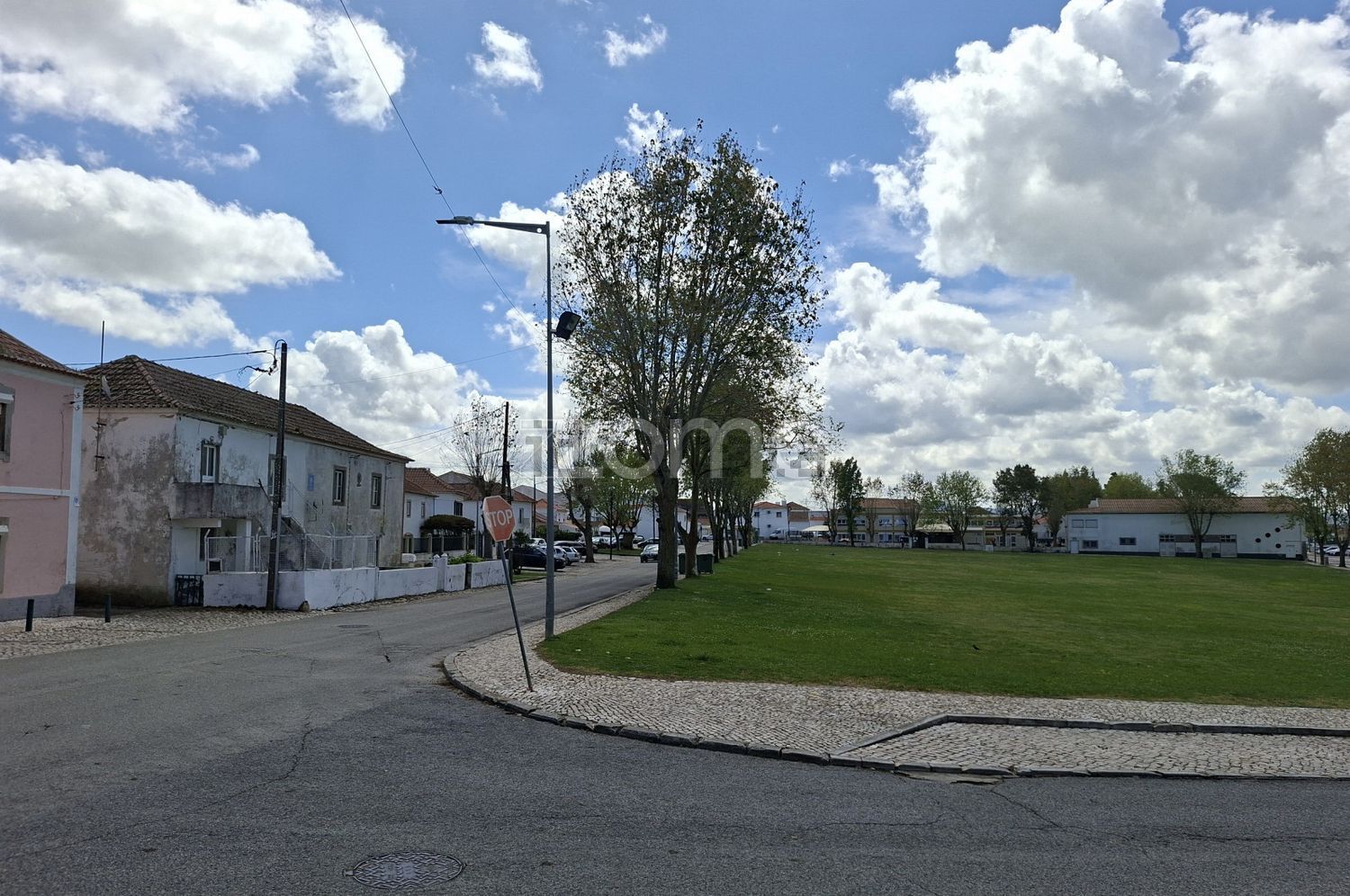 小楼房或独栋别墅出售在Rua Primeiro de Maio, 112 - 视线