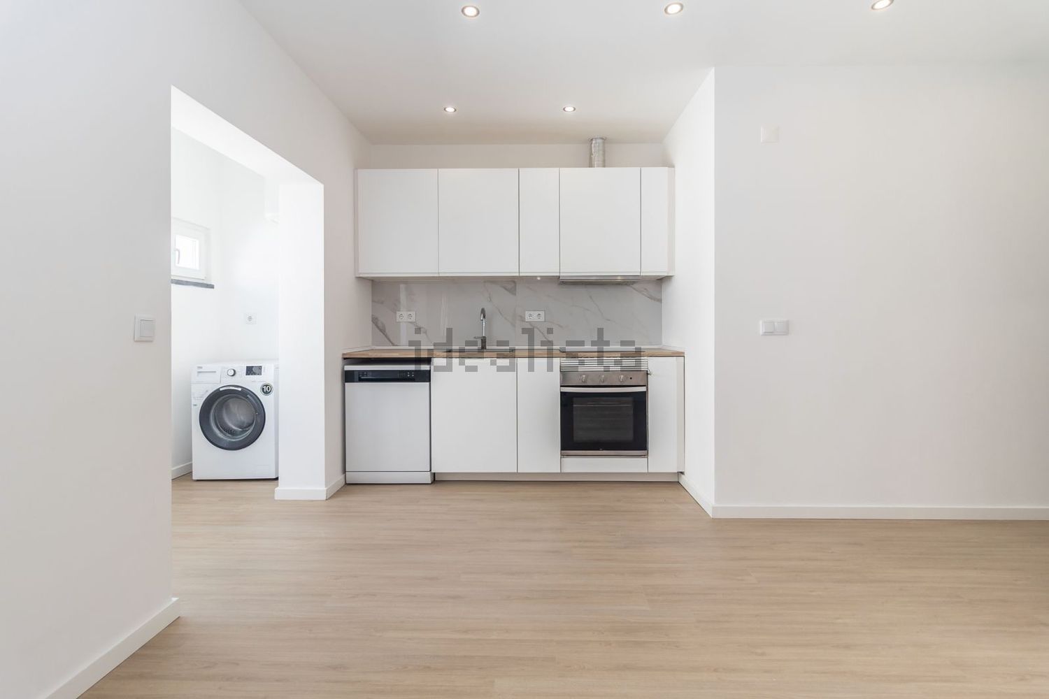 公寓 t2出售在Rua Dom José Cárcomo Lobo, 33 - 厨房