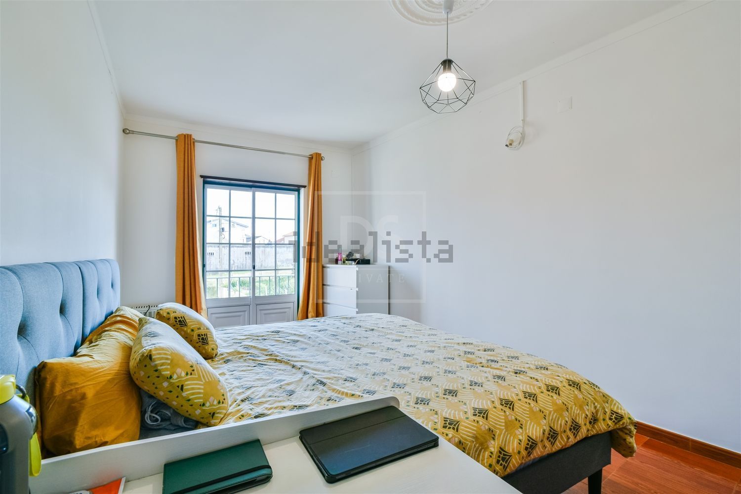 小楼房或独栋别墅出售在Praça Dom Lourenço Vicente, 18 - 卧室