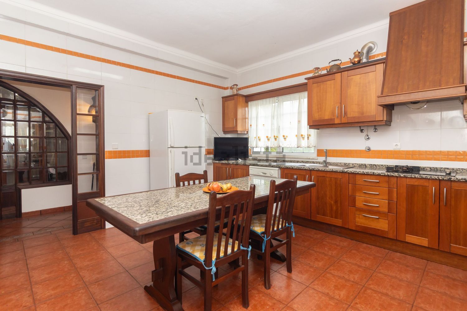 小楼房或独栋别墅出售在Avenida Padre Nabeto - 厨房