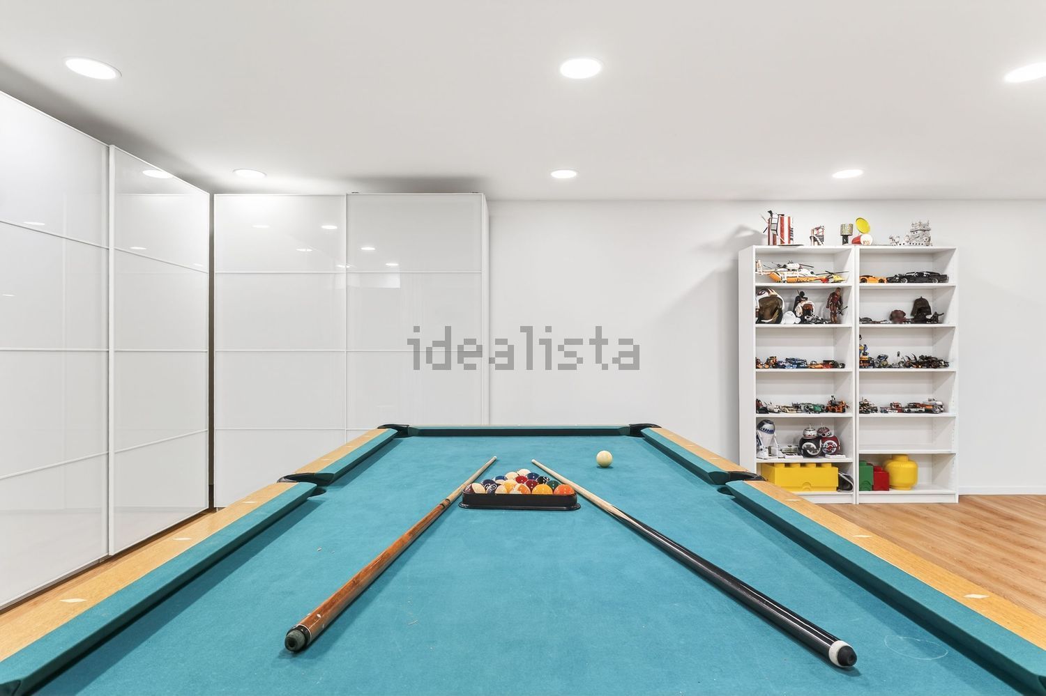 公寓 t3出售在Rua Madre Maria Clara, 31 - 游泳池