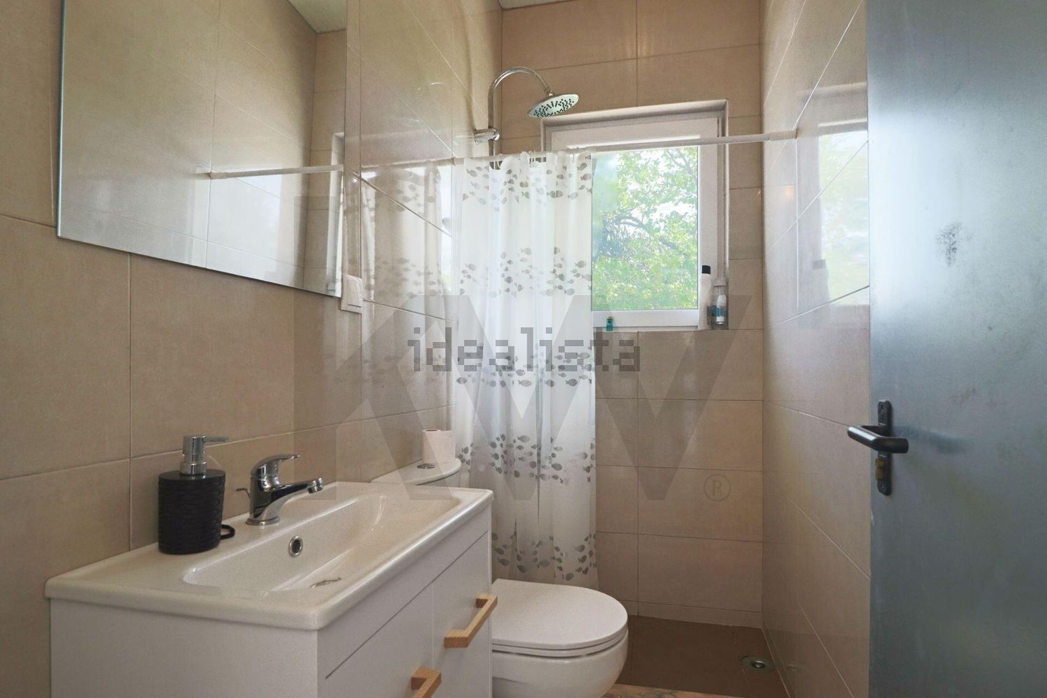 小楼房或独栋别墅出售在Rua António Aleixo - 卫生间