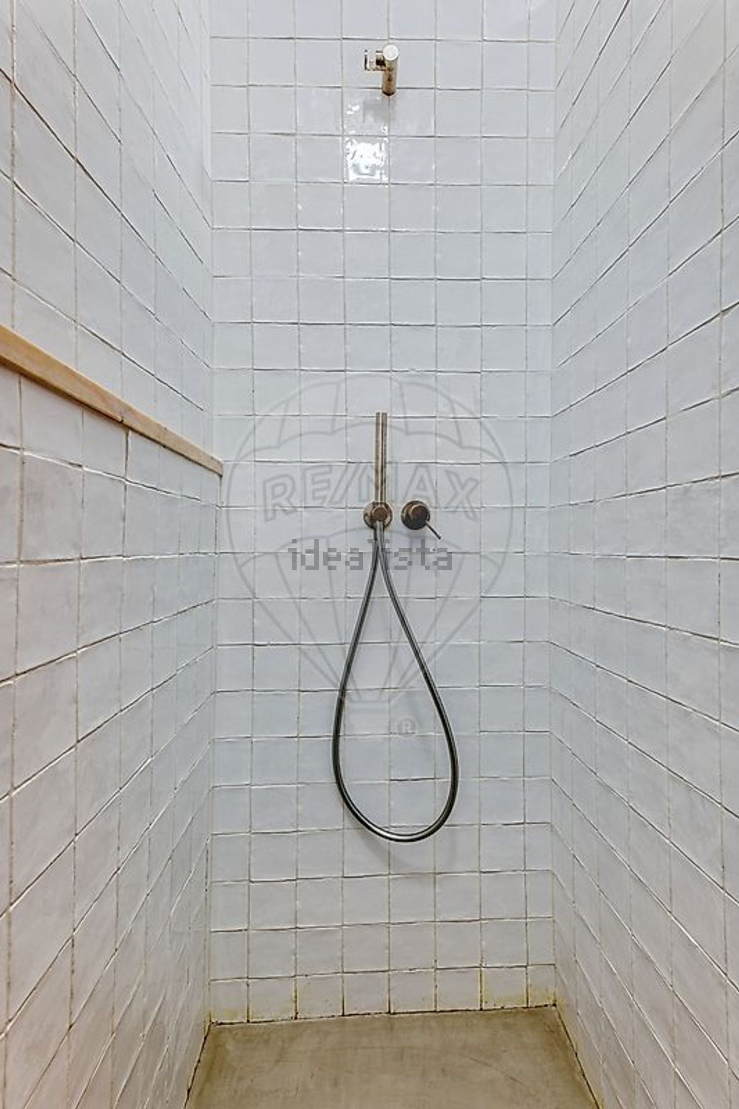 公寓 t1出售在Rua Armistício - 卫生间