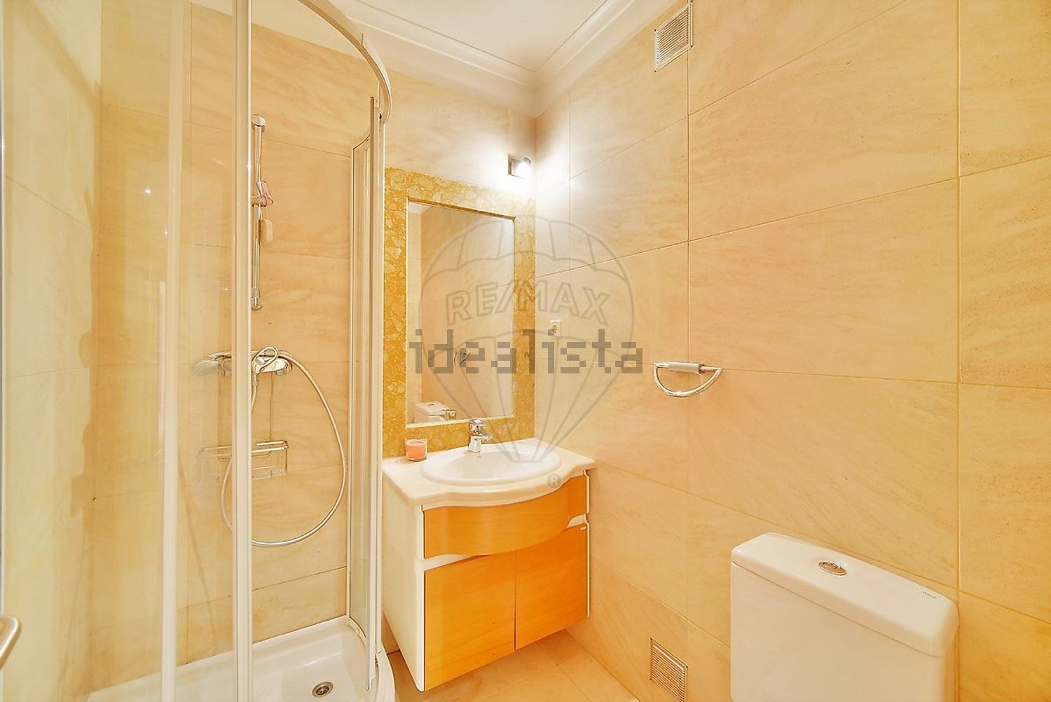 出租公寓 t2在Avenida Edmundo Lima Basto - 卫生间