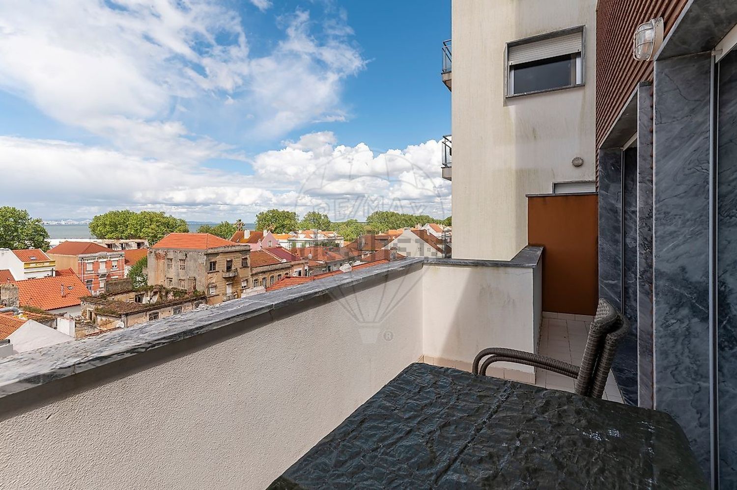 公寓 t3出售在Rua Almirante Reis - 阳台