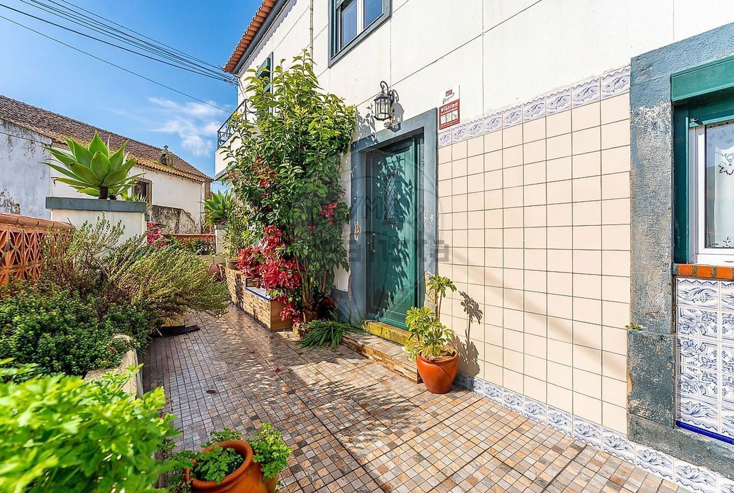 小楼房或独栋别墅出售在Carnota - 外立面