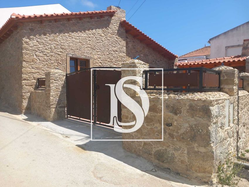 联排别墅出售在São Bartolomeu dos Galegos e Moledo