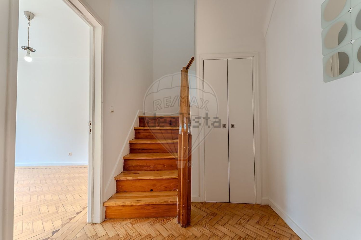 公寓 t2出售在Rua do Vale de Santo António - 详情