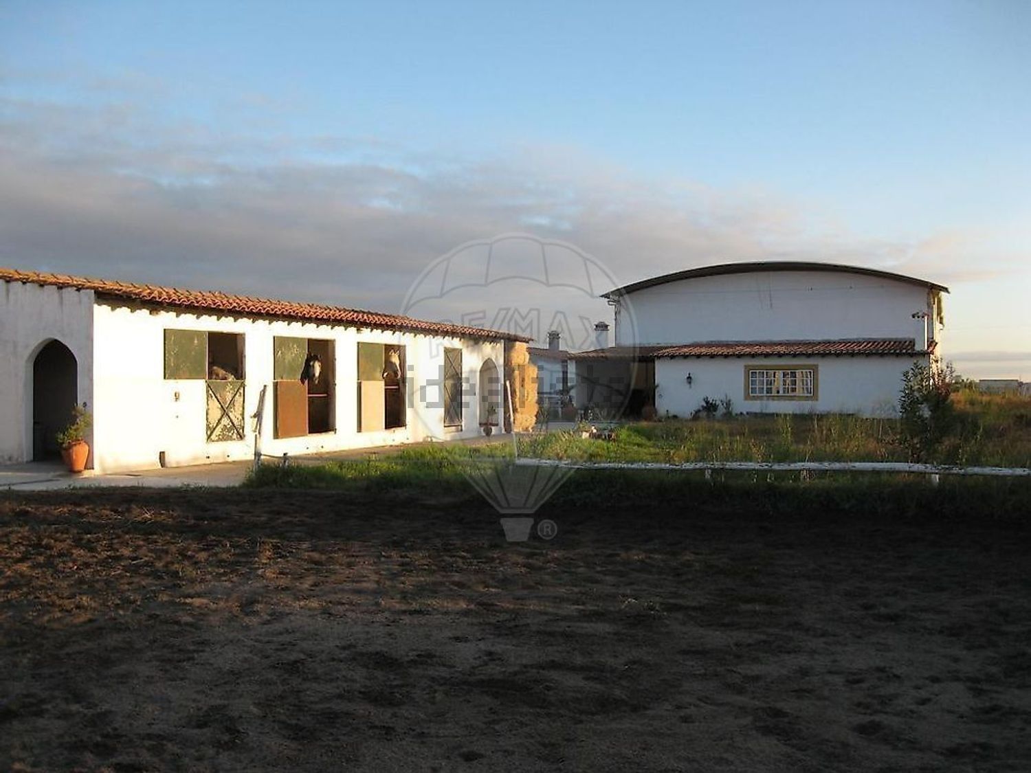 庄园出售在Rua António Roldão - 外立面