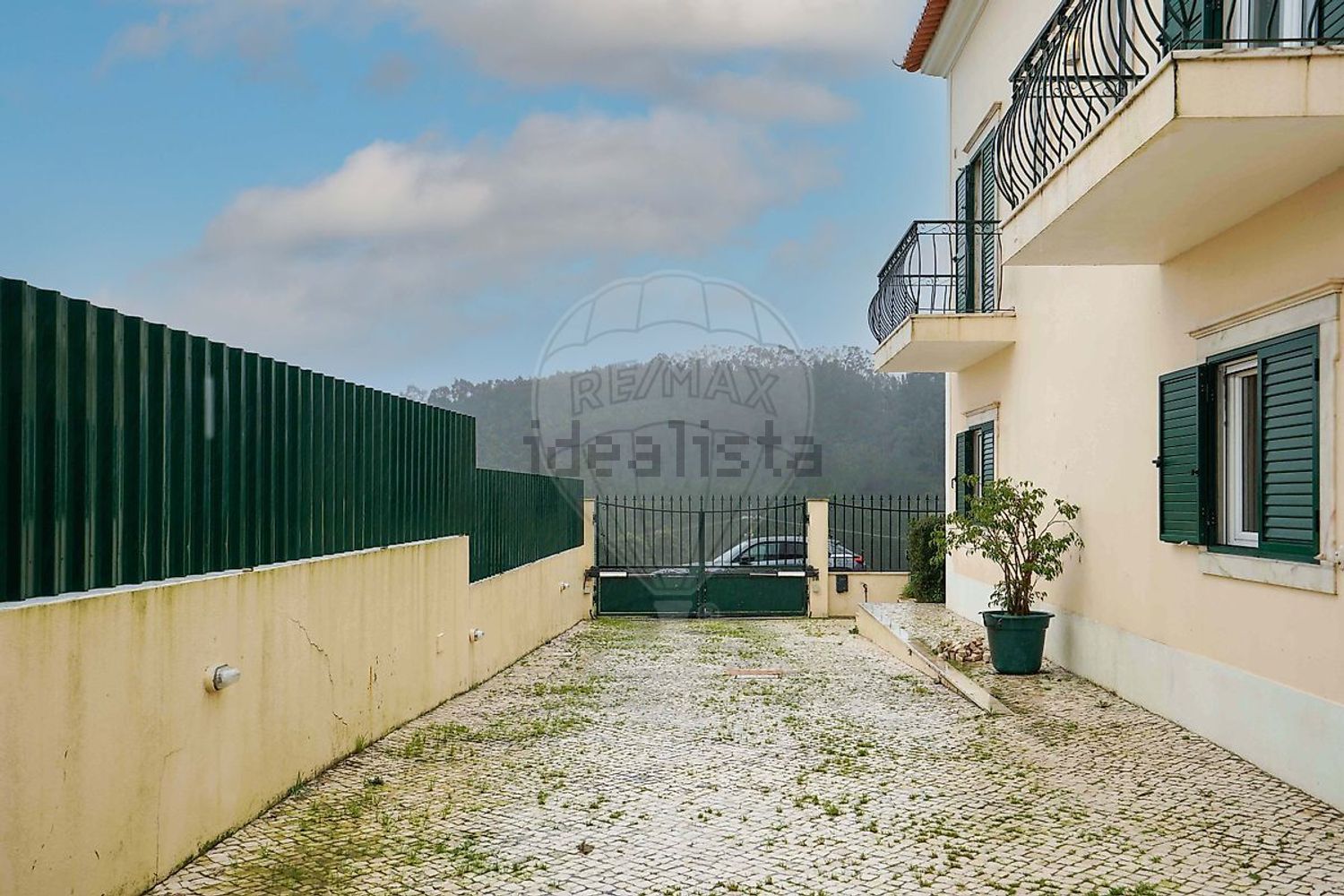 小楼房或独栋别墅出售在Rua Alberto Nobre Gusmão Martins Caro - 外立面