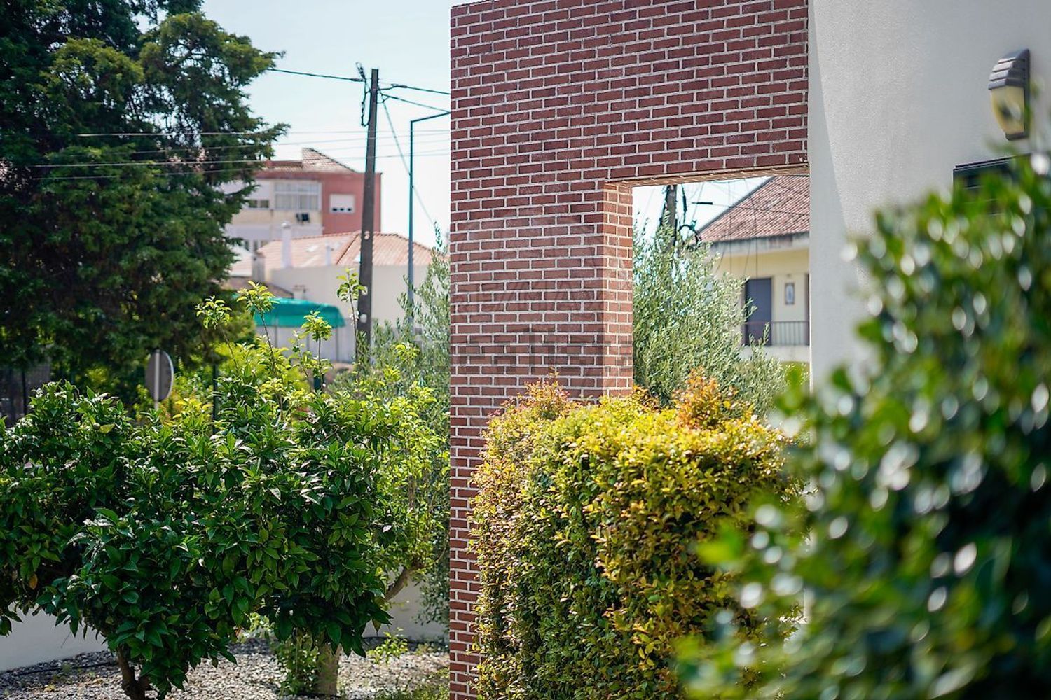 小楼房或独栋别墅出售在Rua Adriano Correia de Oliveira - 视线