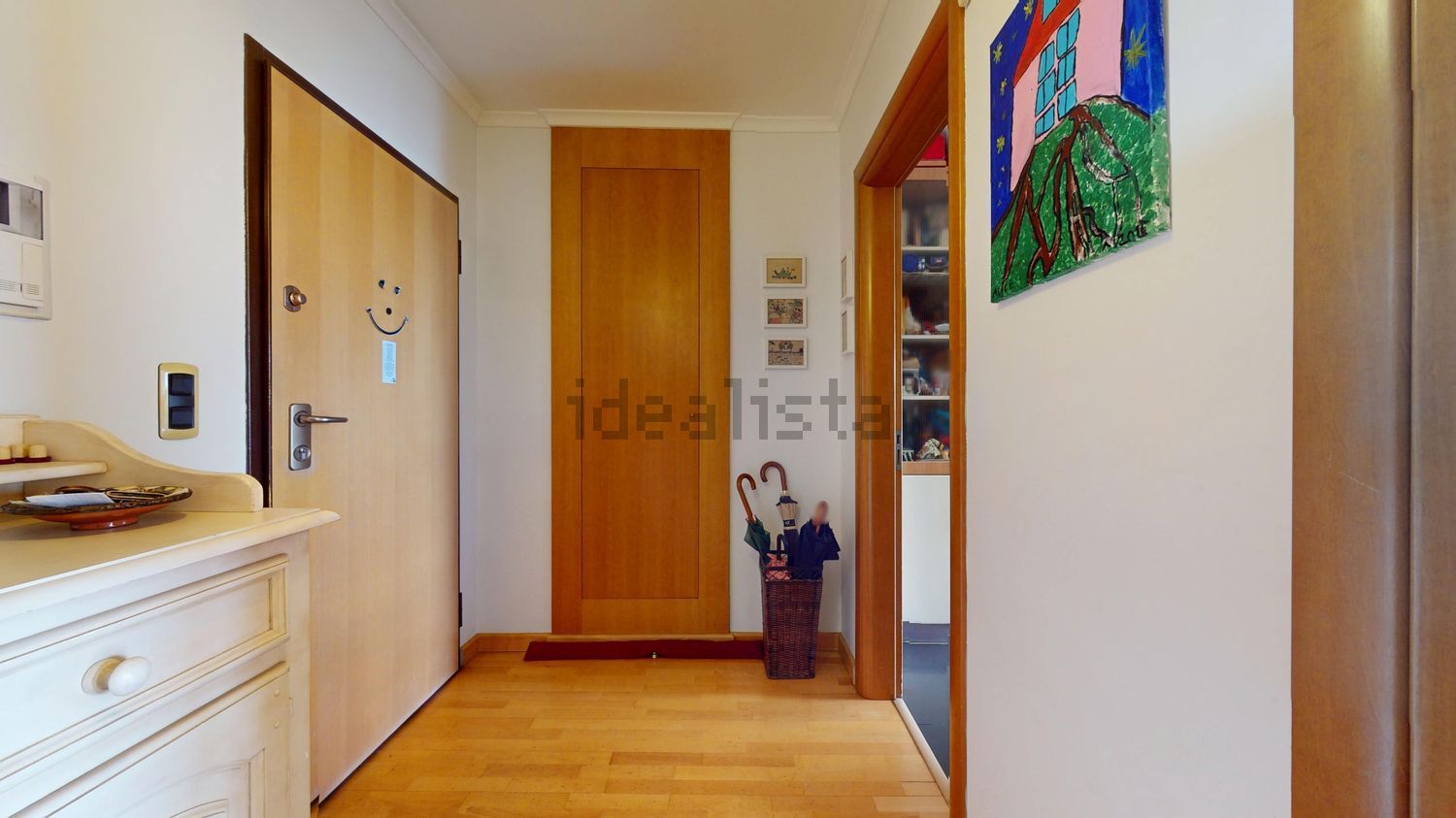 公寓 t3出售在Avenida Cidade de Bratislava, 9 - 过道