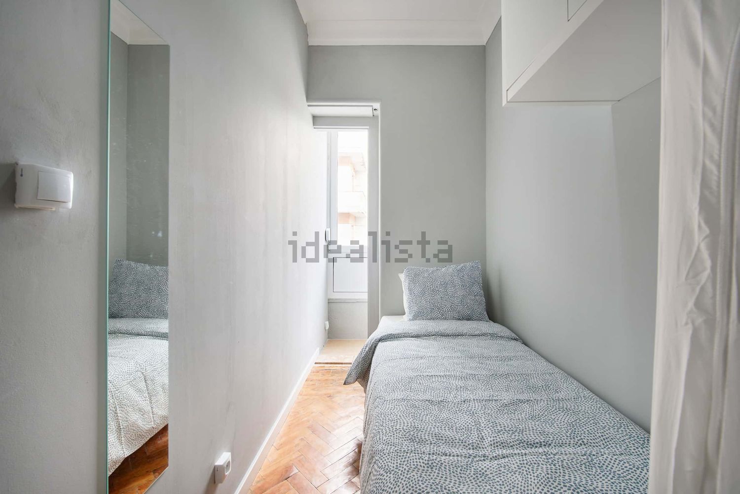 出租房间在Rua Elias Garcia, 60 - 卧室