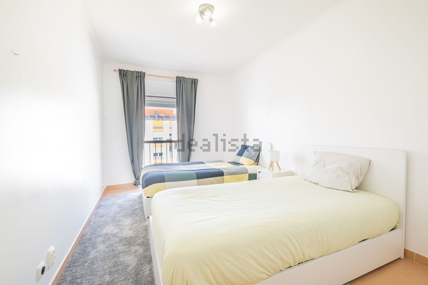 公寓 t2出售在Rua Miguel Esteves Medeiros - 卧室