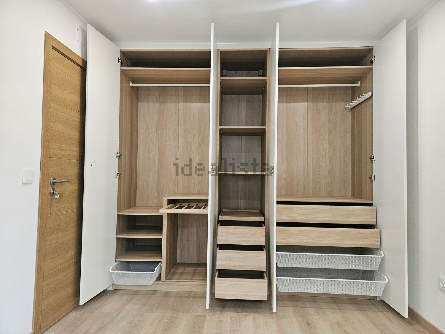 公寓 t2出售在Rua Luís de Camões, 6 - 试衣间