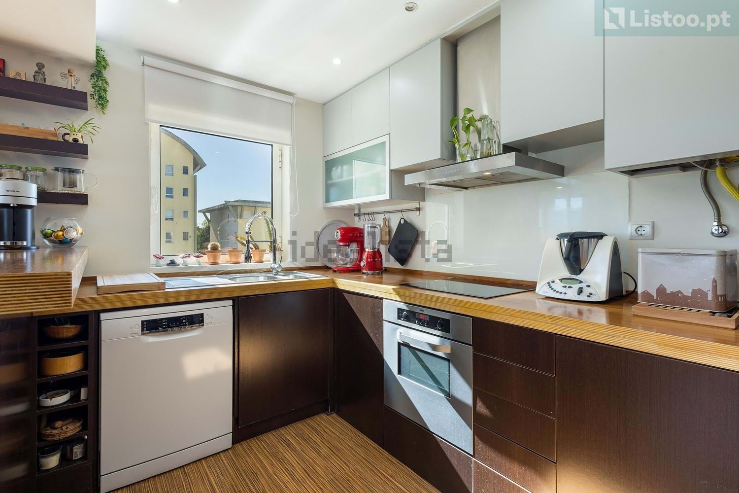 公寓 t3出售在Rua Álvaro Benamor - 厨房