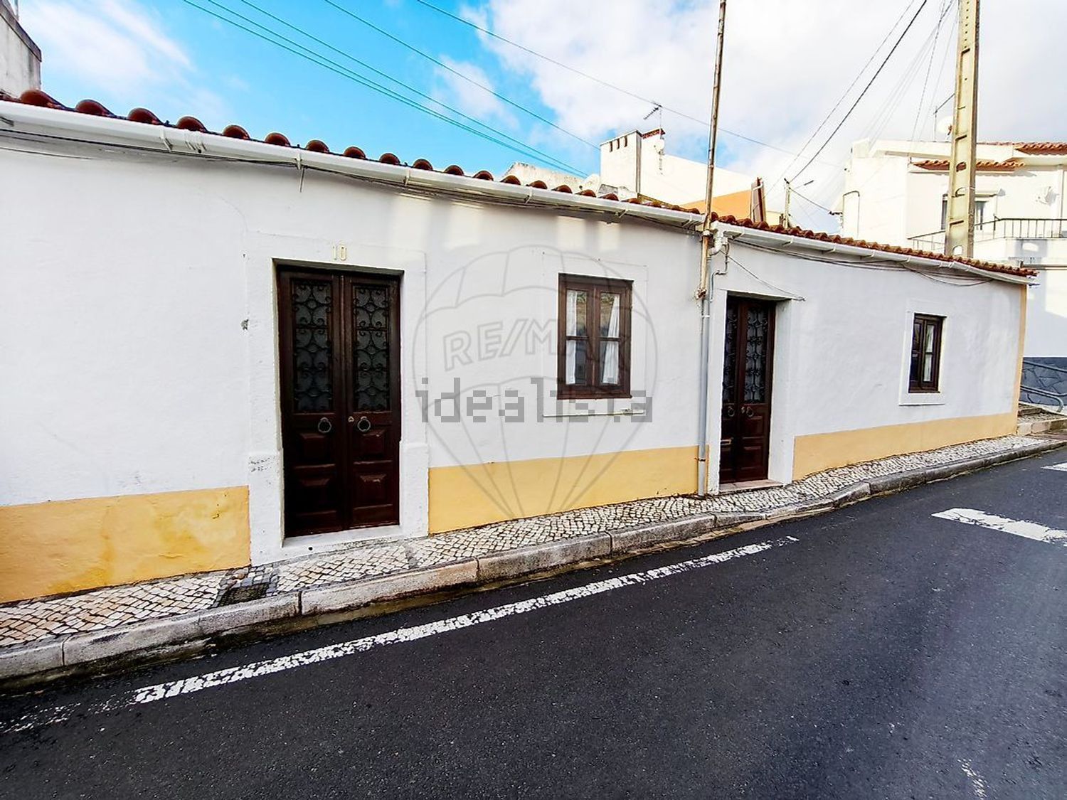 小楼房或独栋别墅出售在Rua Alfredo Caldeira - 外立面