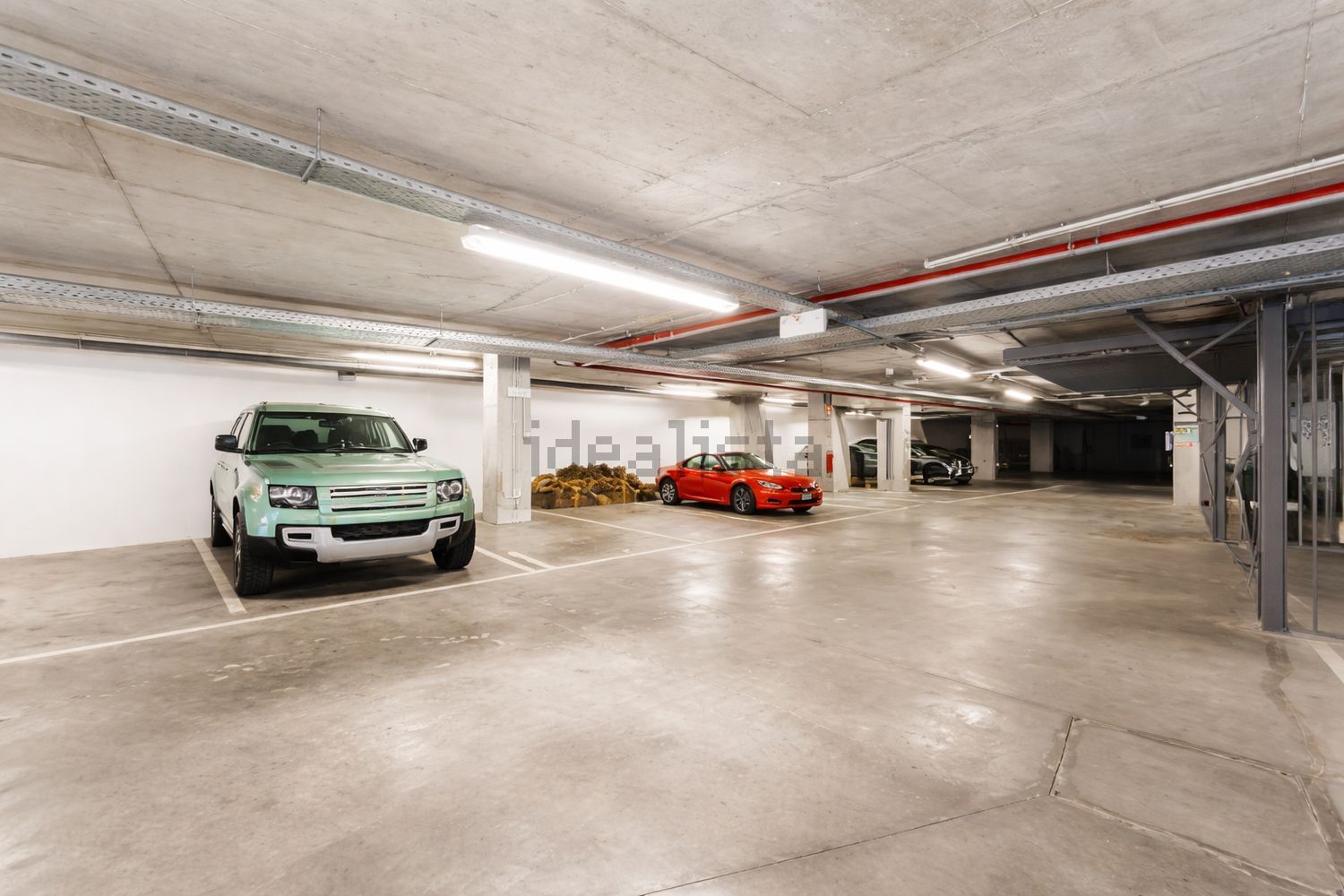 出租复式公寓Calçada da Cruz da Pedra - 停车位