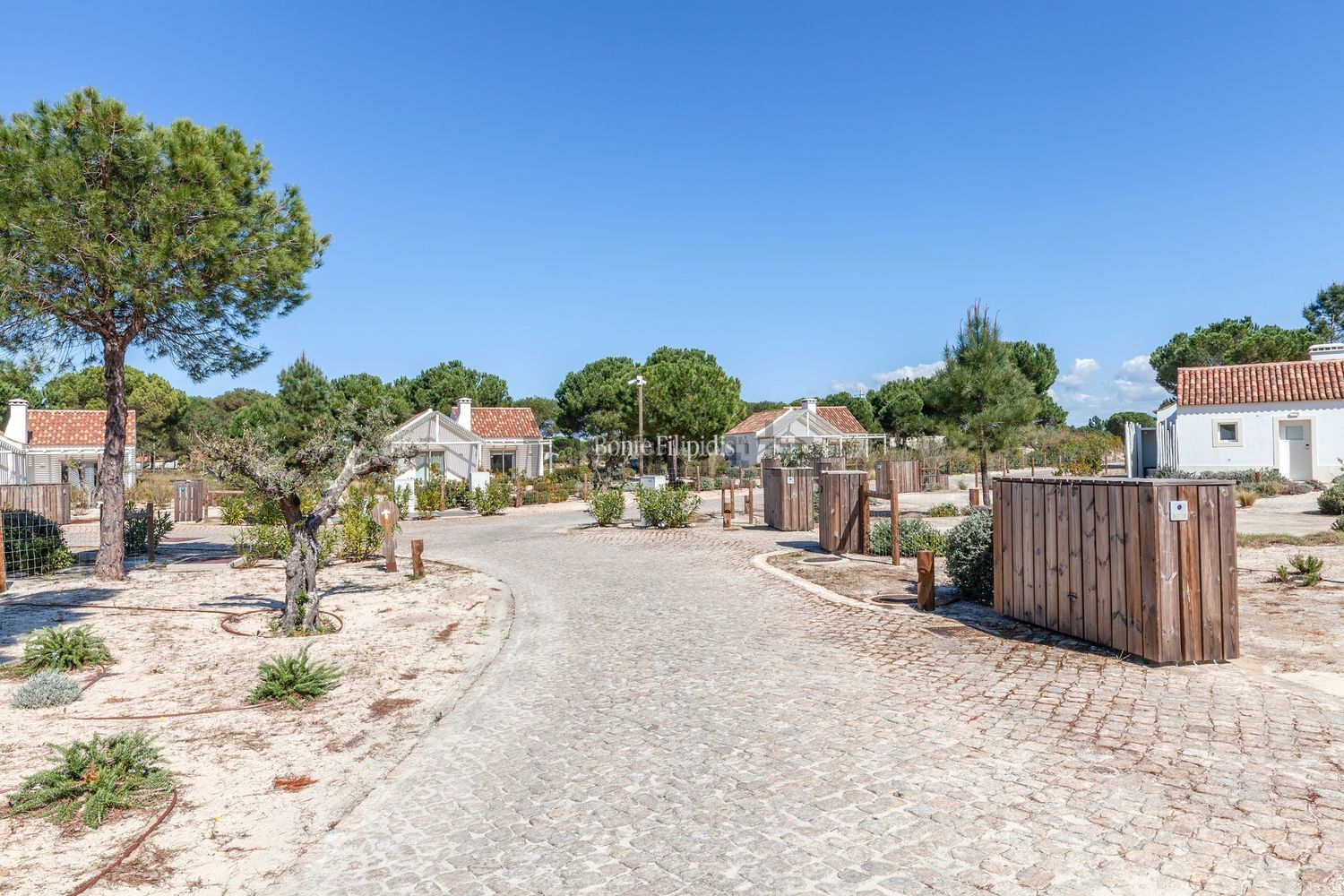 小楼房或独栋别墅出售N261-1, Estrada das Bicas - Authentic Bicas - 花园