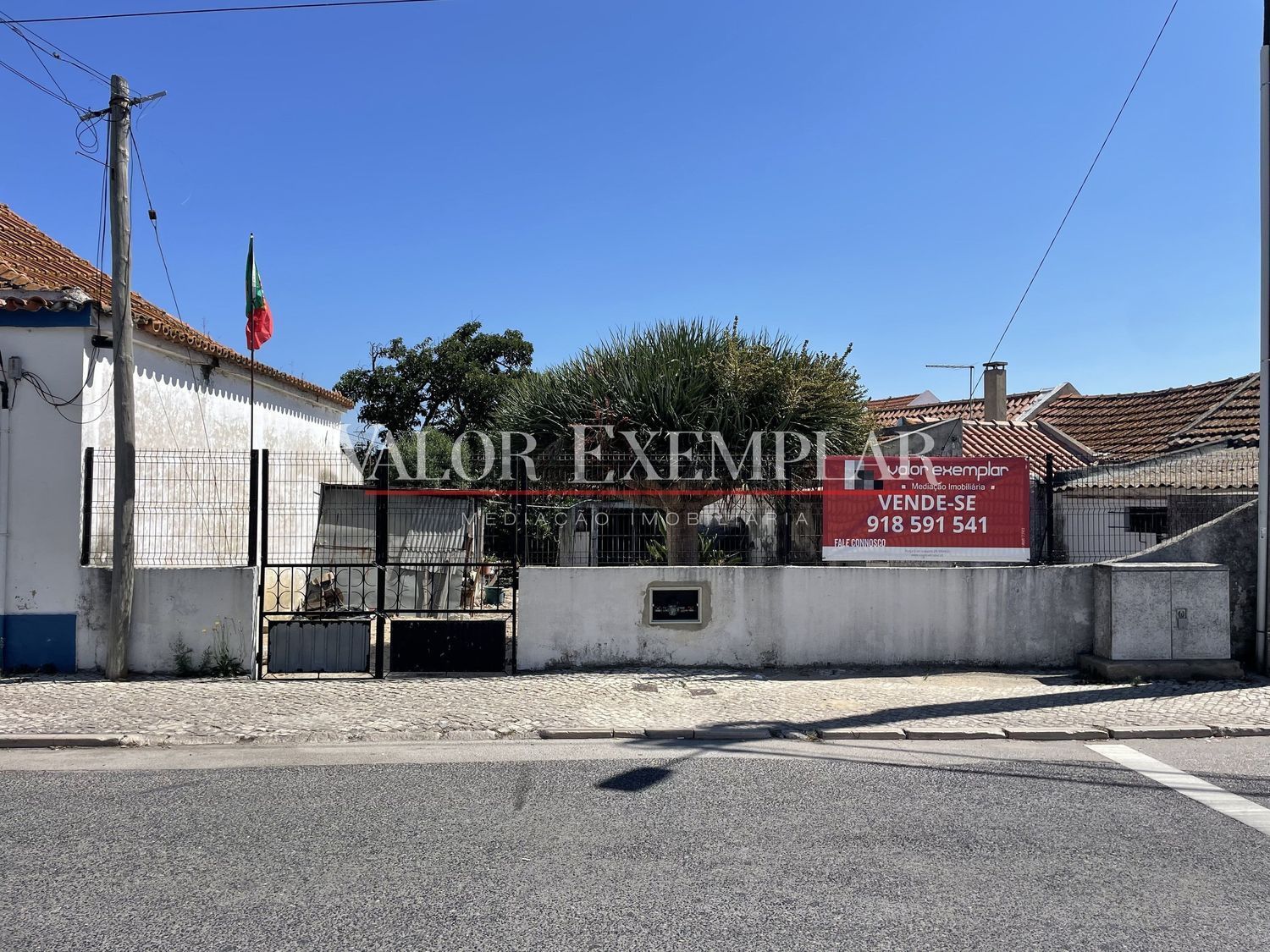 联排别墅出售在Moita - 外立面