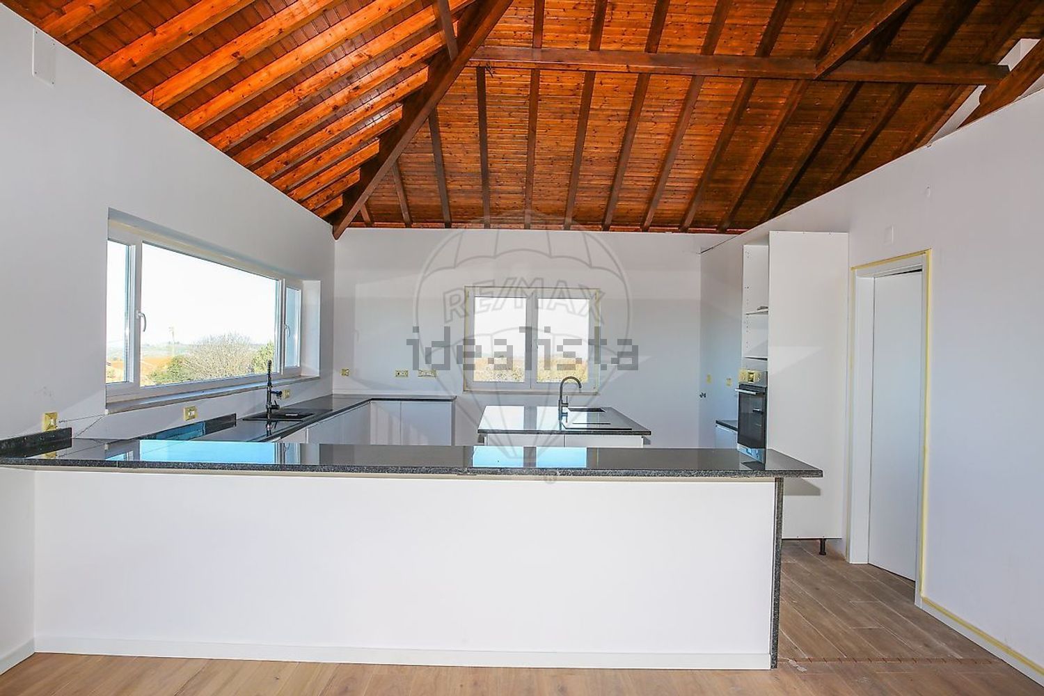 小楼房或独栋别墅出售在Carnota - 照片