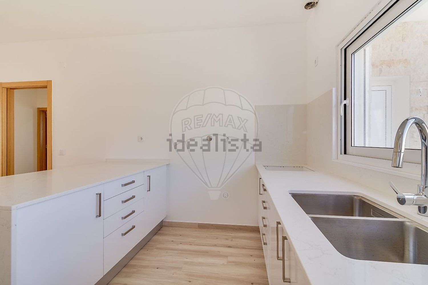 小楼房或独栋别墅出售在Rua da Cabine - 厨房